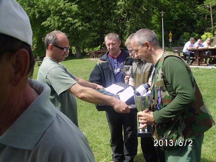 II miejsce, Dariusz Mioskowski, Krzysztof Owczarczyk i Piotr Mioskowski ( pomocnik ).jpg